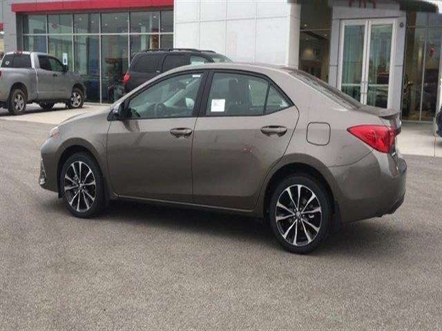 2017 Toyota Corolla SE 4dr Sedan CVT